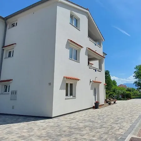 Matea I Lejlighed Baška