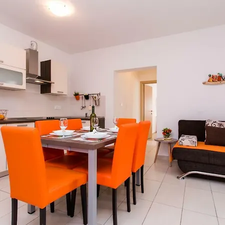 アパート Matea I バスカ