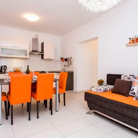 アパート Matea I バスカ